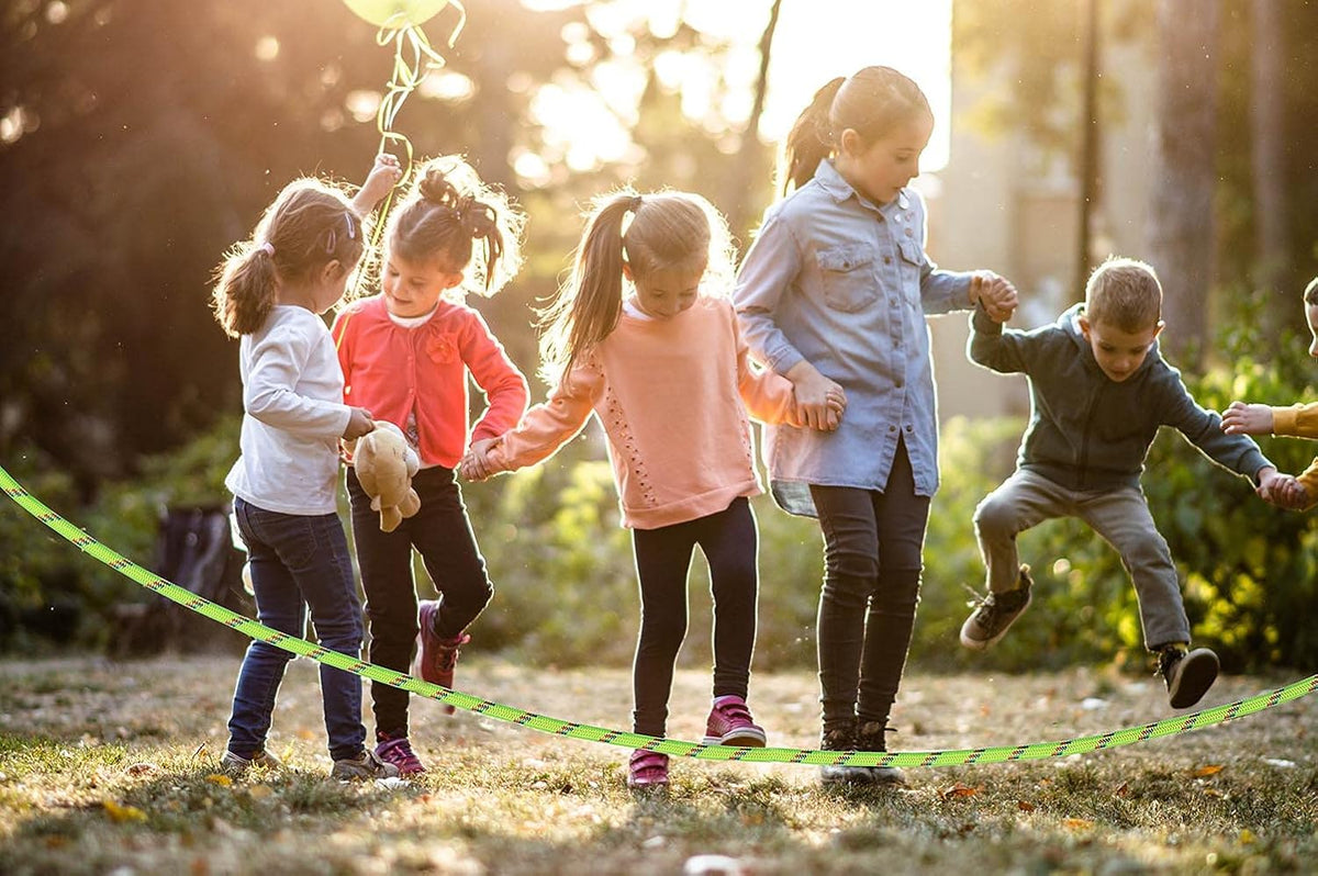 16 FT Long Jump Rope for Kids, Adjustable Double Dutch Skipping Rope with Wooden Handle, Multiplayer Team Jumping Rope for Outdoor Fun, School Sport, Party Game, Birthday Gift